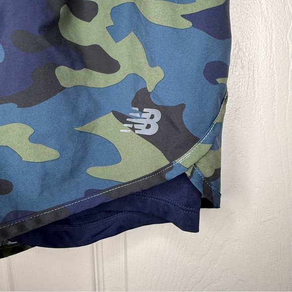 New Balance Camo Print Running Shorts Size XS GUC - Picture 2 of 6
